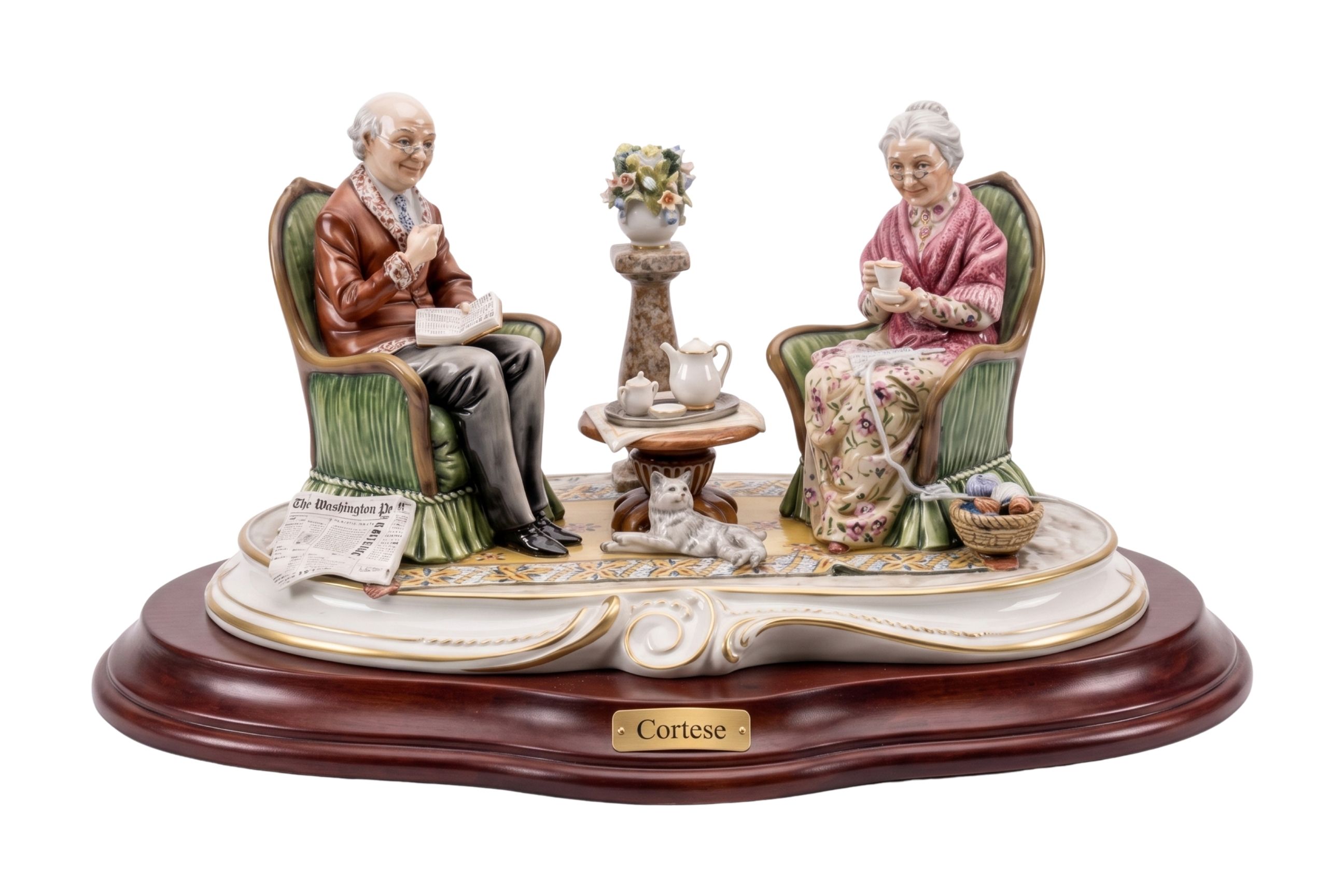 Старики в гостиной (чаепитие) — фарфоровая статуэтка Cortese